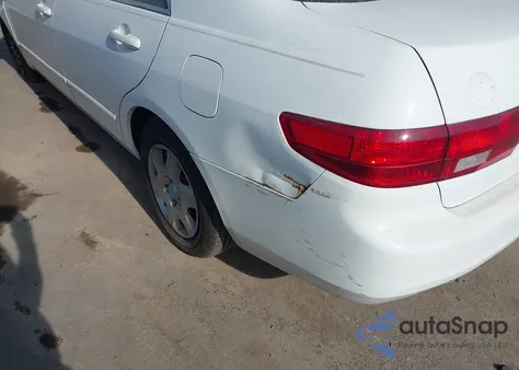 2005 Honda Accord 2.4 Lx z USA, uszkodzony, nr VIN 1HGCM56485A121418